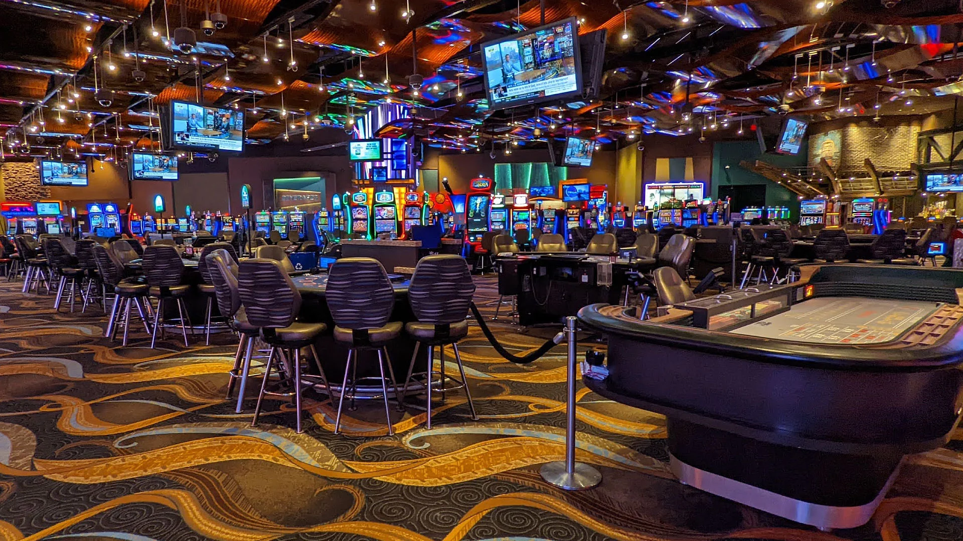 RoyalSpins Casino